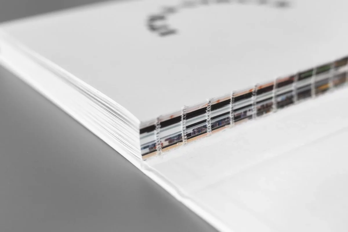 WHITEBOOK-01_–_ITS-A-CIRCLE-mark-gorkenberger-3
