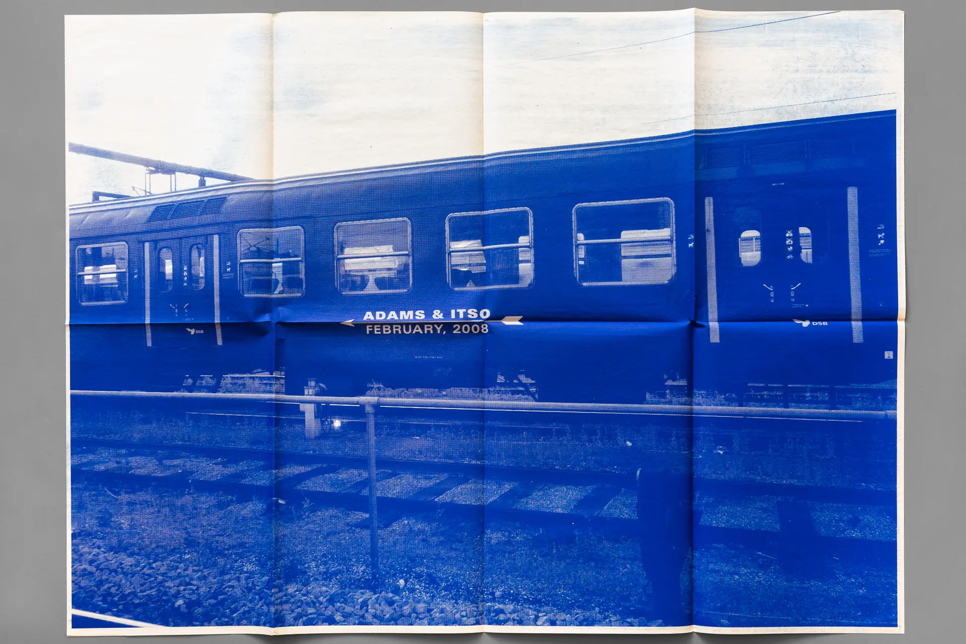 Adams-and-EB-Itso_Text-On-Train-4